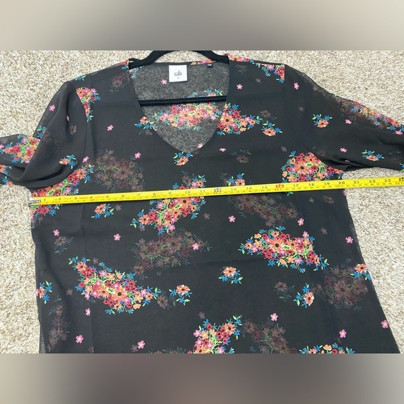 Cabi Boho Floral Peasant V-Neck Sheer Summer Vacation Peasant Top size Medium - Picture 6 of 10